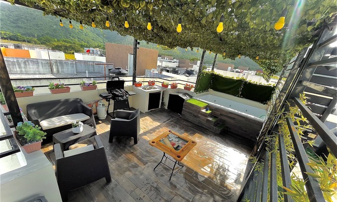 La Vega Province Apartment | BD Luxury Apt with private JACUZZI,BBQ AND TERRAZA