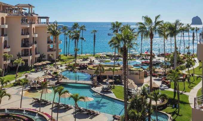 Los Cabos Condo | Beach Access + Amazing Views: Luxury on Medano Beach at Villa La Estancia 3508