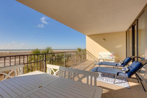 Dauphin Island Apartment | Beach Access and Boardwalk Condo in Dauphin Island