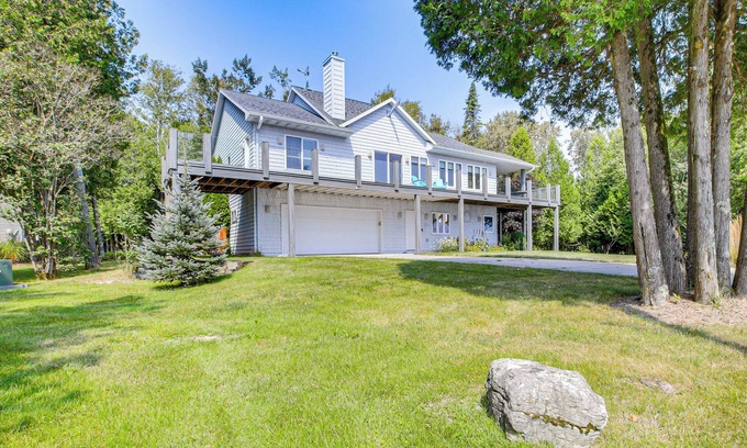 Sturgeon Bay House | Beach Access on Lake Michigan: Sturgeon Bay Home