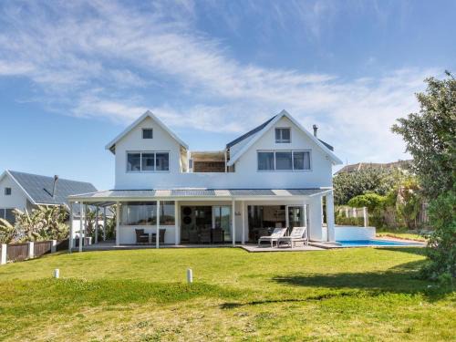 Cape Saint Francis Apartment | Beach Break Guest Houses and Villas