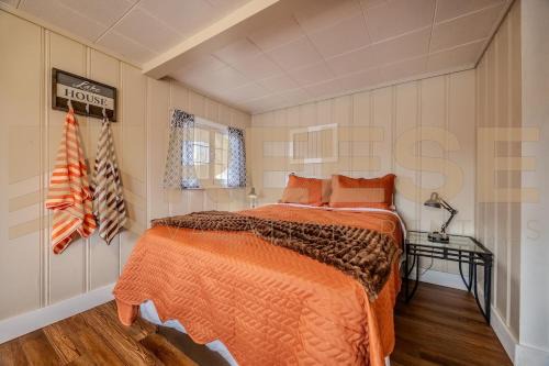 Lake Ozark House | Beach Cabin #3