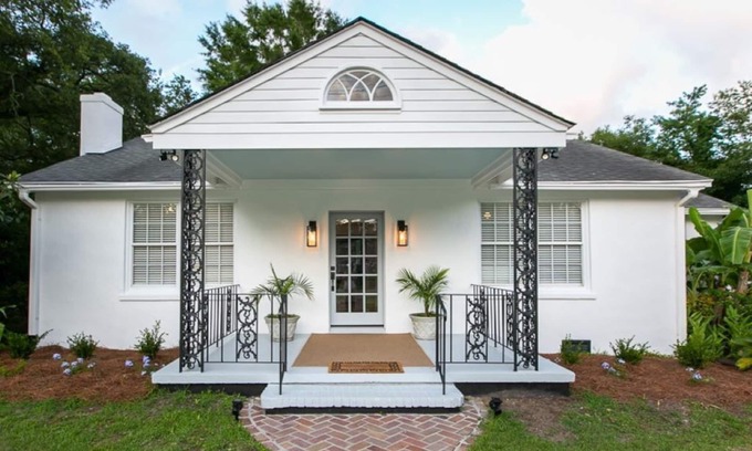 Riverland Terrace House | Beach Chic Meets Classic Charleston+Bikes~ICW/Waterway& Restaurants A Few Blocks