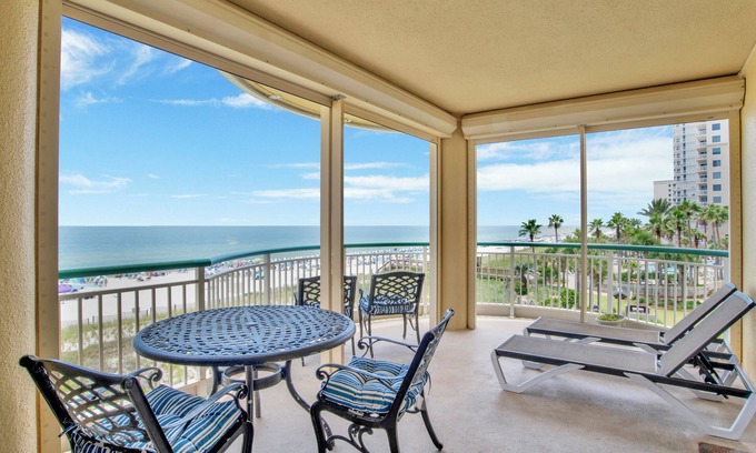 Ono Island Condo | Beach Colony W- Snowbirds: Nov 30-Dec 31 Open*Oceanfront*3 Pools*Pickleball*cvrd Parking