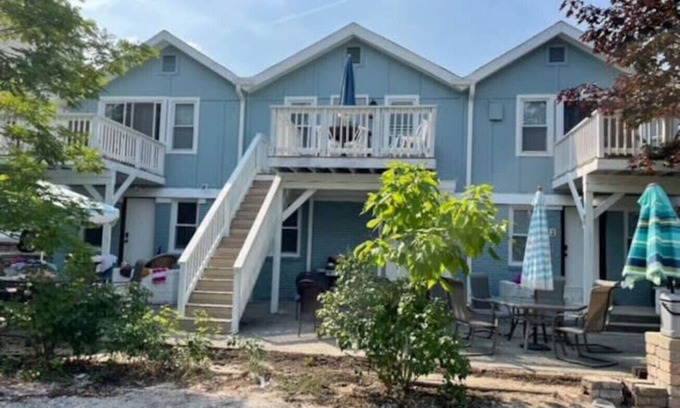 Michigan City Apartment | Beach Condo I Steps From Lake Mich