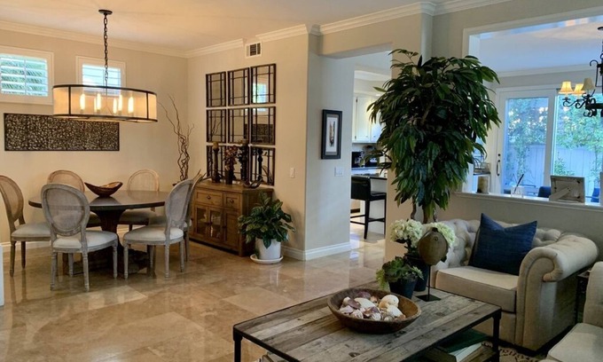 San Juan Capistrano House | Beach & Equestrian living with community pool, jacuzzi, gym, & pickleball courts