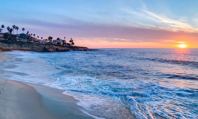Village of La Jolla Hotel | Beach Escape! Four Pet-Friendly Units, Near Wipeout Beach