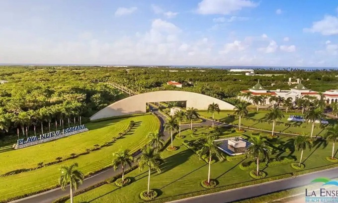 El Soco Apartment | Beach Front 2-Story penthouse BBQ Hottub La Romanann