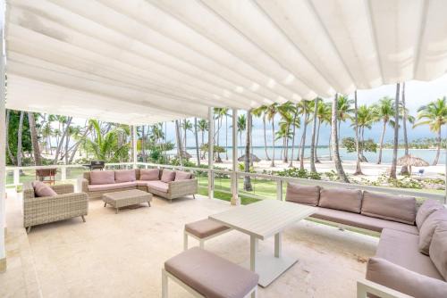 El Soco Apartment | Beach front and beach access at Nueva Romana