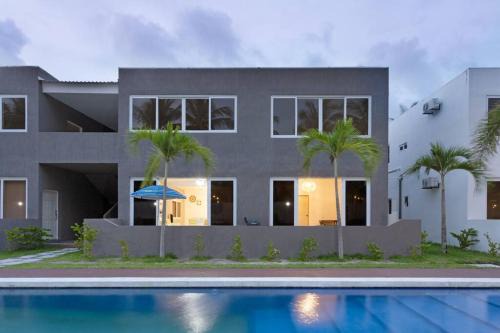 Costa Del Sol Apartment | Beach front Blue Summer Apartment Costa Del Sol