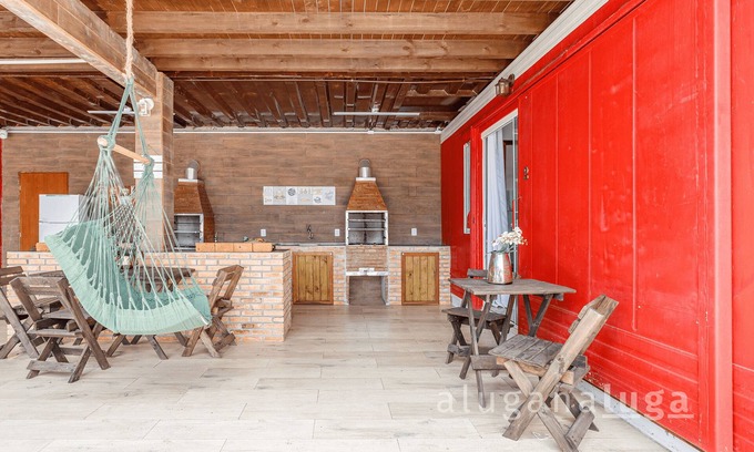 Laguna Cabin | Beach House Containers - With Pool #2