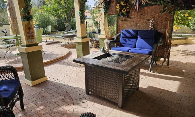 Villages of Green Valley House | BEACH HOUSE IN THE DESERT