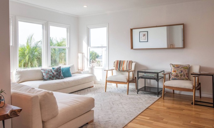 Palos Verdes Estates House | Beach House on the Playa