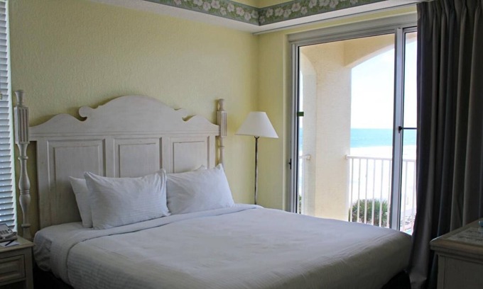 Bostroms Resort | Beach is Calling! Four Serene Units, BBQ Facilities, Surfing, Near The Casements