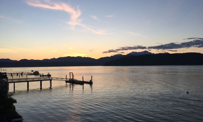 Union House | Beach living! Rest, relax, and rejuvenate on Hood Canal's most desireable coast