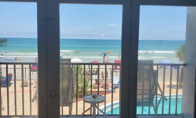 Ocean View Halifax Estates Hotel | Beach Quarters Daytona