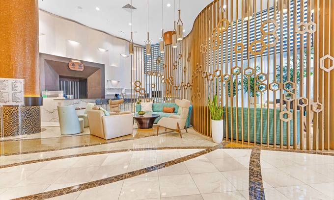 Sunny Isles Beach Resort | Beach Resort Suite with Ocean view!