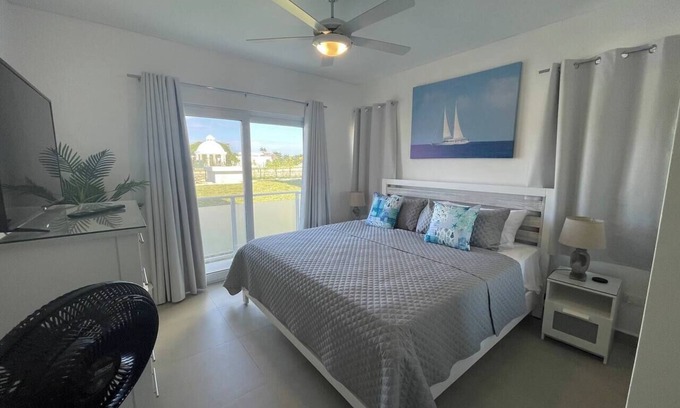 La Mulata Condo | *Beach Vibes* New Laguna City Ground Floor 1 Bed