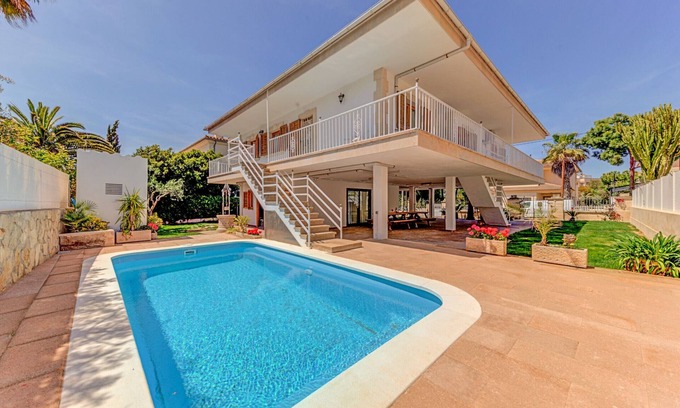 Son Baulo Villa | Beach Villa Catalina for eight people with pool