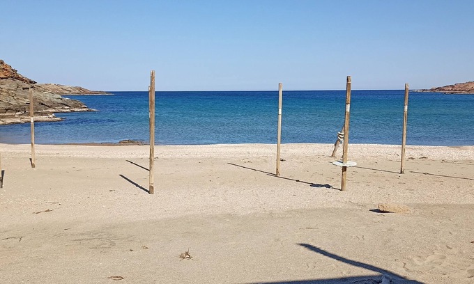 Andros House | Beachfront accomodation on one of Andros's best beaches