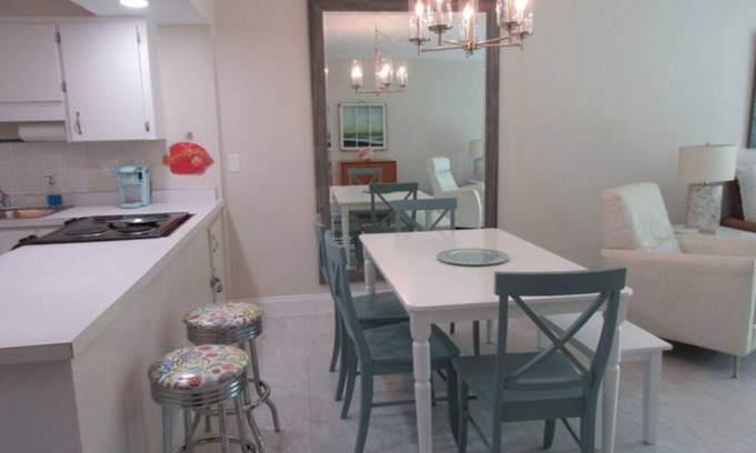 St. Augustine Beach Condo | Beachfront condo newly renovated steps from the beach & centrally located