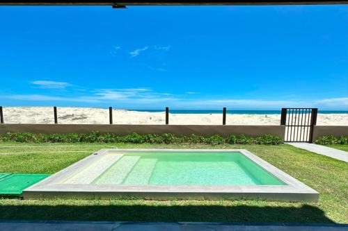 Barro Preto Apartment | Beachfront Duplex #A10 em Barro Preto by Carpediem