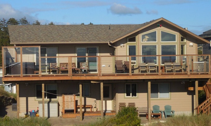 Bayshore House | Beachfront Home Handicap Accessible With Elevator, Hot Tub, Sauna and 2 Masters