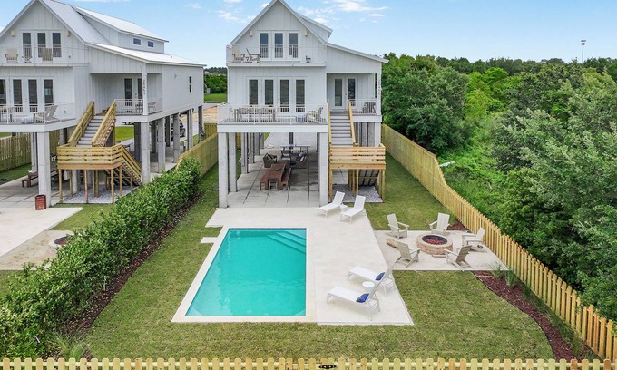 Henderson Point House | Beachfront Oasis - Private Pool + High End Finishes