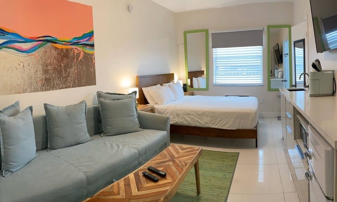 South of Fifth Apartment | BeachFront On The Sand #133-FreeParking- 335 OceanDr-SoFi-SouthBeach