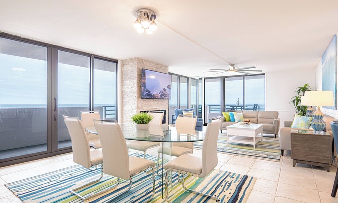 Daytona Beach Condo | Beachfront Paradise With Stunning Views!