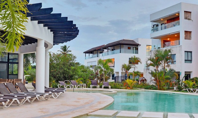 Puerto Bahia Condo | Beachfront Penthouse, Punta Popy 3BR&bath, spa/pool, walk to beach & restaurants