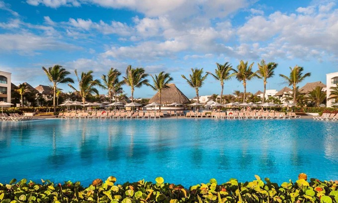 Punta Cana Hotel | Beachfront Resort, Rock Family Suite w/1 BR, Hard Rock Punta Cana | 2 Units