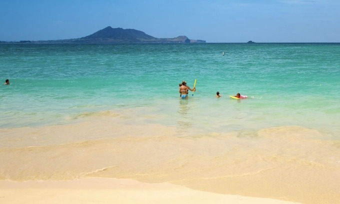 Kailua Villa | Beachfront spectacular Kailua beach