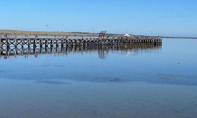 Ripon Apartment | Beachside & Jetty View Apartment 5 - Harbour Master Apt