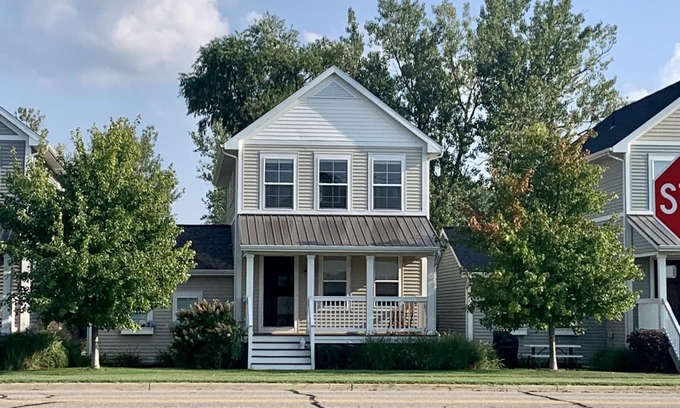 Benton Harbor House | Beachwood Haven at Harbor Shores