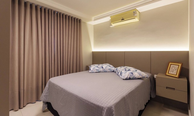 Bairro Jardim Botanico Apartment | Beautiful, cozy , renovated apartment blocks from the Botanical Garden.