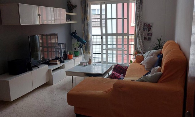 La Linea de la Concepcion Apartment | Beautiful 2-bed Apartment Next to Gibraltar