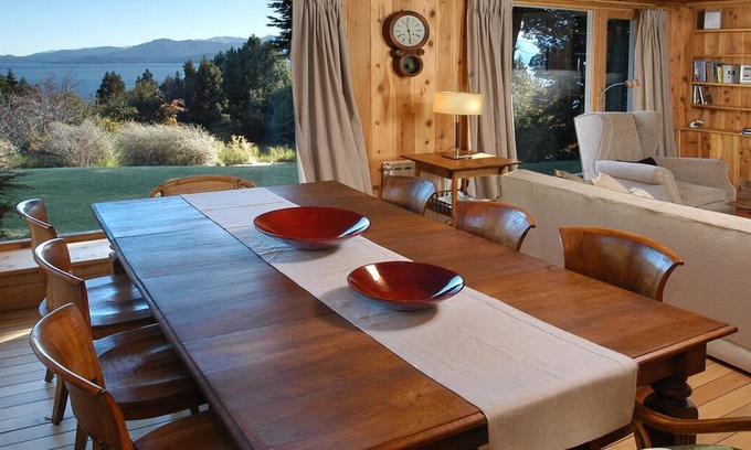 San Carlos de Bariloche House | Beautiful House with 3 Hectares of Private Parkland