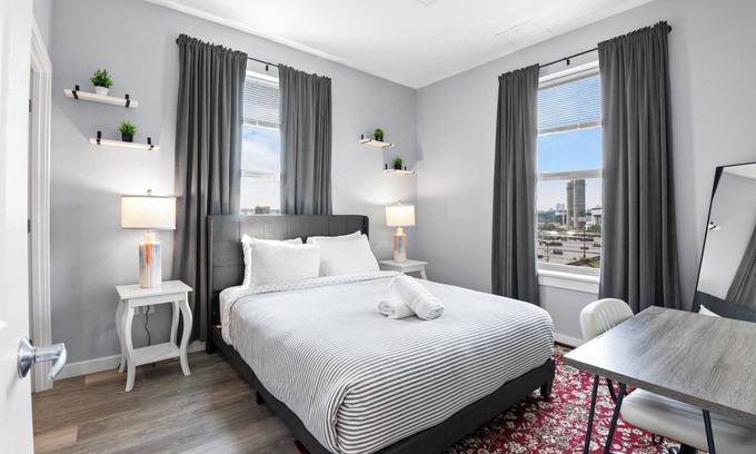Everett Apartment | Beautiful 1BR Near Encore Boston 5703
