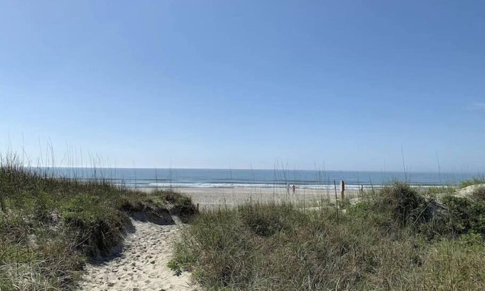 Briarcliffe Acres Apartment | Beautiful 2 Bedroom Tennis Villa in Ocean Creek