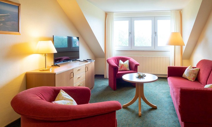 Spiekeroog Apartment | Beautiful 2-room apartment with balcony (east) in a central location