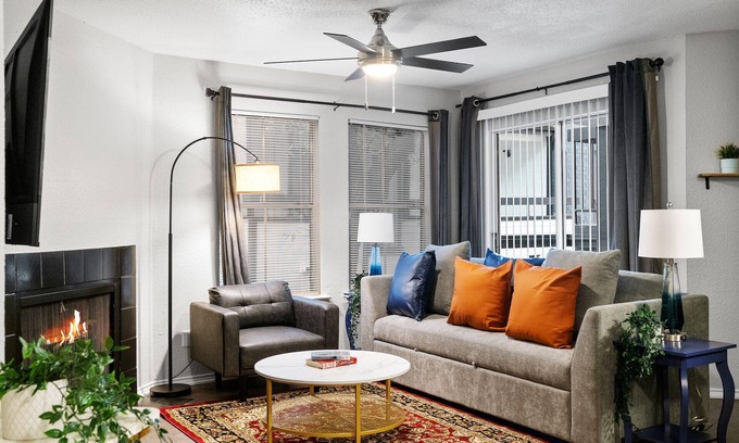 University Hills and Windsor Park Apartment | Beautiful 2BD/2BA in University Hills 6703