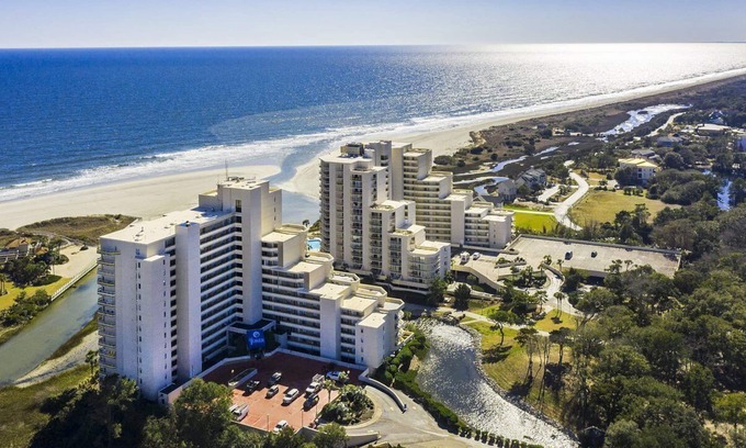 Myrtle Beach Condo | Beautiful 2BD/2BA 9th Floor Oceanfront Condo in Ocean Creek-57 Acre Gated Resort