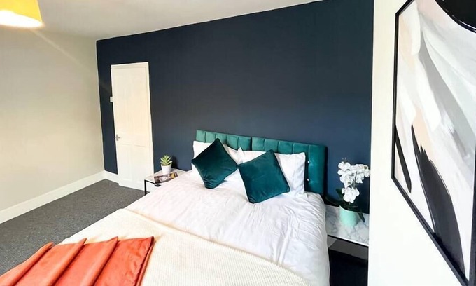 Gravesend House | Beautiful 3 bed house