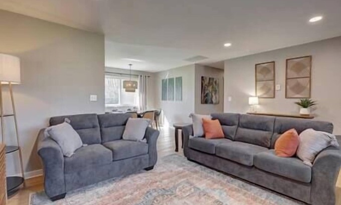 Bloomington House | Beautiful 3 BR/2 Bath Very Close to IU & Downtown