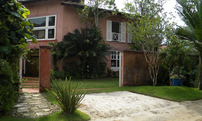 Baleia House | Beautiful and exclusive 4 bedroom well equipped house, unique project close to the sea