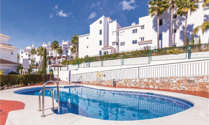Alhaurin el Grande Apartment | Beautiful apartment in Alhaurin el Grande with 2 Bedrooms, WiFi and Outdoor swimming pool