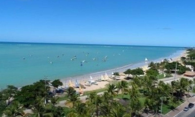 Pajucara Apartment | Beautiful apartment 505, in Praia da Pajuçara 30 meters from the waterfront