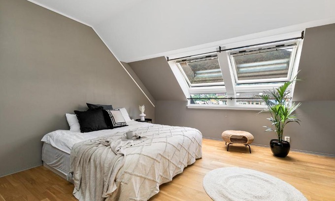 Sogndal Apartment | Beautiful apartment with 3 bedrooms