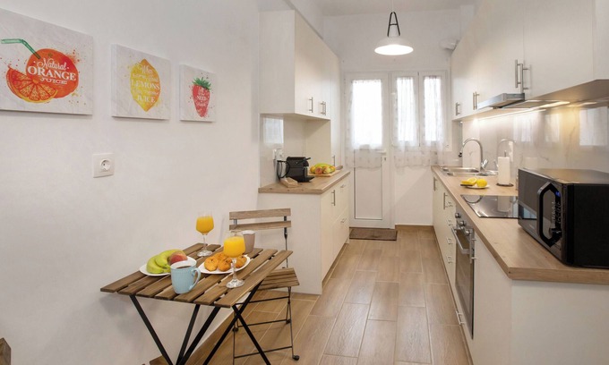 Palaio Faliro Apartment | Beautiful apt near the sea by GHH